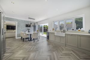 Photo 33- click for photo gallery